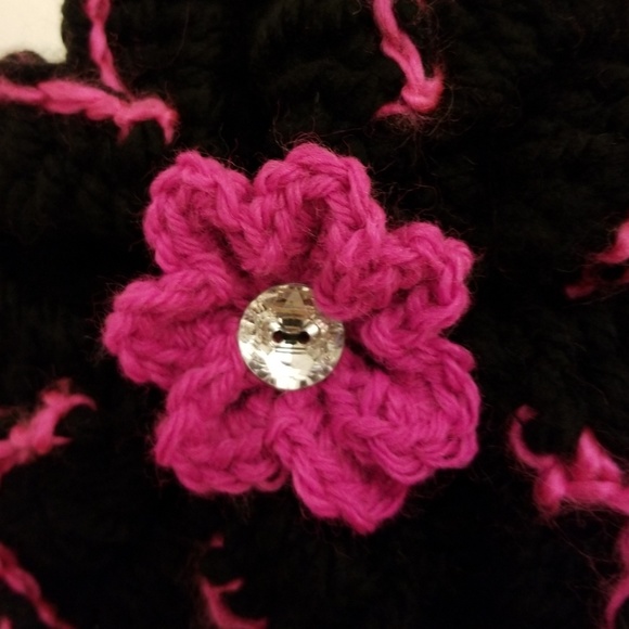 Handmade crochet hat - Picture 5 of 7